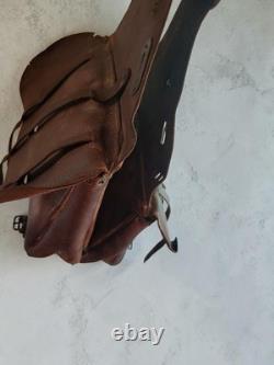 Antique 1904 1918 U. S. Cavalry Leather Saddle Bags With Both Canvas Liners US