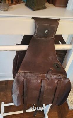 Antique 1904 1918 U. S. Cavalry Leather Saddle Bags With Both Canvas Liners US
