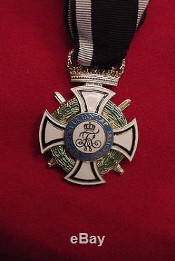 GERMAN EMPIRE/PRUSSIA WWI ROYAL HOUSE ORDER OF HOHENZOLLERN KNIGHT WithSWORDS