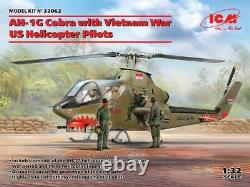 ICM 32062 1/32 AH-1G Cobra with Vietnam War US Helicopter Pilots scale model