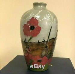 MOORCROFT Lest We Forget Poppy WW1 Armistice Remembrance 25/9 Vase RRP £560