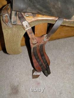 Military WW1 Universal Pattern (UPS) Cavalry Leather Saddle By'D. Mason 1915