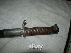 Nice german imperial ww1 quillback bayonet and scabbard by w. K. C. Signed