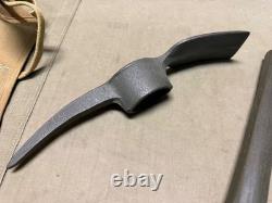 ORIGINAL WWI WWII US ARMY M1910 PICK AXE MATTOCK & CARRIER- US stamped