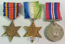 Original WW1 Military Medal Bravery in the Field 2 WW1 Medals, 3 WW11 Medals