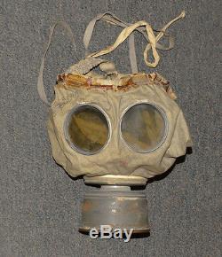 Original WWI German Gummi Gas Mask NICE