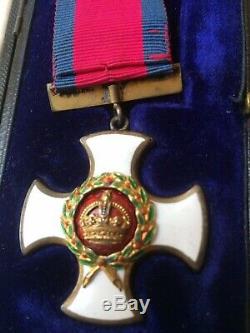 Original rare DISTINGUISHED SERVICE ORDER DSO medal WW1 era in original case