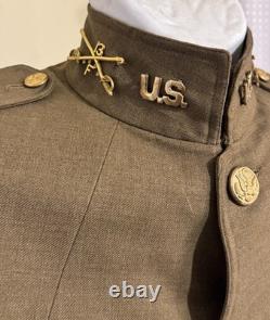 Post WWI U. S. M1924 Spec 8-31 Winter Service Coat. F Trp 13th Cavalry Regiment