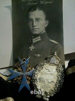 Pour le Merite and pilot badge WWI Juncker Leutnant medals rare air force badge