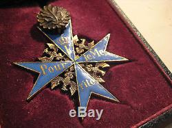 Pour le Merite imperial WWI medal knight cross oak leaves in old orginal case