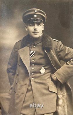 Rare! Ww1 Germany Prussian Pilot Lt. Fritz Beyer Autographed Photo Postcard Rppc