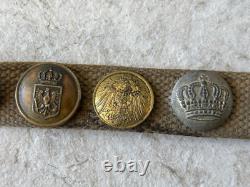 US WWI American Soldier's Hate Belt with 16 Mainly German Uniform Buttons