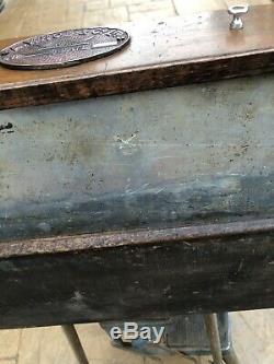 Vintage Wooden Engineers Chest A. V. ROE &CO AVRO AREOPLANE TOOL CHEST WW1 WW2