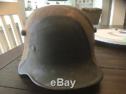 WW1 Camoflauged German helmet SI 66