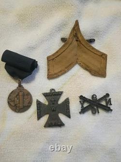 WW1 Era Military Medals Badges Lot of 5 WW1