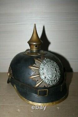 WW1 German Pickelhaube Helmet