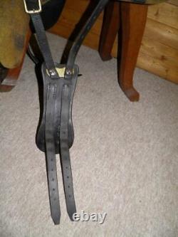 WW1 Military Universal Pattern (UPS) Cavalry Leather Horse Saddle. By D. Mason