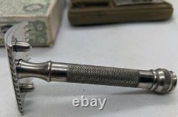 WW1 US Military Issue Property US Army 1918 Gillette Safety Razor Khaki Set With