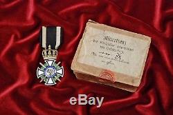 WWI HOHENZOLLEN KNIGHTS CROSS BY GODET withVERY SCARCE OUTER CARDBOARD CASE SLEEVE