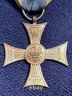 WWI Poland Cross of Valor & Merit Silesian Type 2 1927 Original RARE