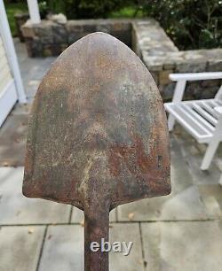 WWI US ARMY F. M. H. S. CO 1917 T HANDLE SHOVEL withCANVAS COVER