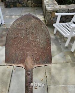 WWI US ARMY F. M. H. S. CO 1917 T HANDLE SHOVEL withCANVAS COVER