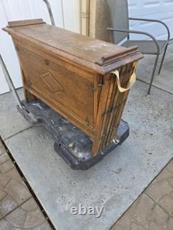 WW 1 British officer desk and cot. WW1 OFFICER'S CAMPAIGN FIELD COT Desk 1900s