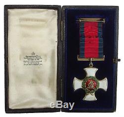 Ww1 British Distinguished Service Order G. V. R Medal In Case Original