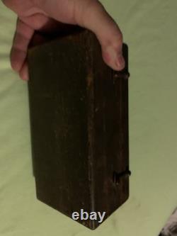 Ww1 Dog Tag And Metal Marker U. S