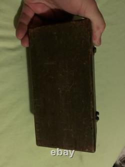 Ww1 Dog Tag And Metal Marker U. S