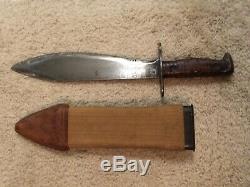 Ww1 US Bolo Knife and scabbard both 1918 dated good shape