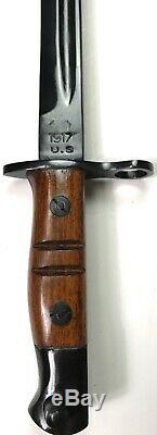 Wwi Us M1917 Enfield Remington Winchester Rifle Bayonet & Scabbard