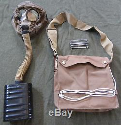 Wwi Wwii British Common Wealth Infantry Sbr Gas Mask & Carry Bag